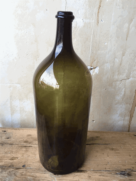 De første glasflasker